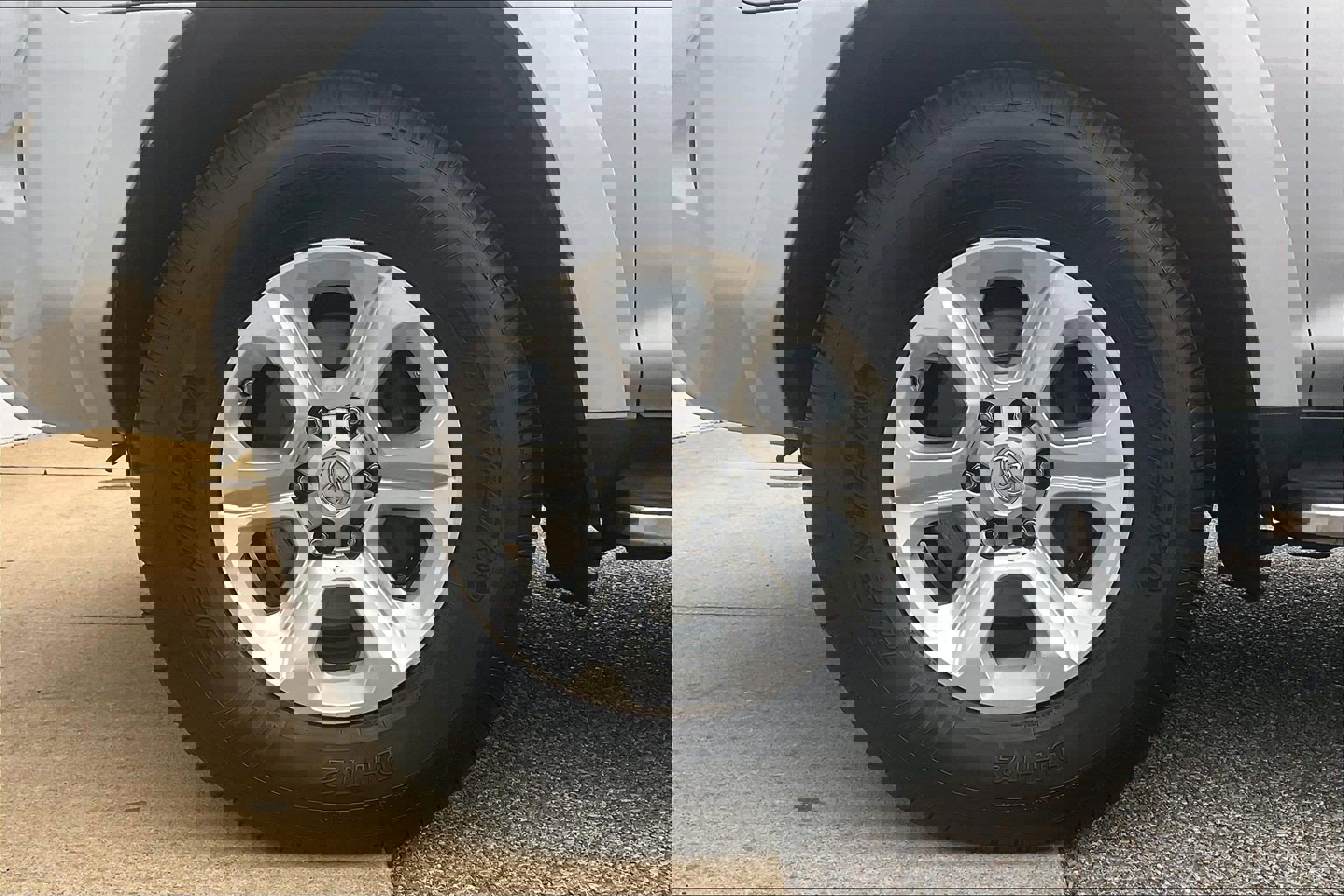 Used 2015 Toyota 4Runner SR5 image 11