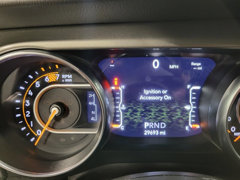 Used 2022 Jeep Wrangler Unlimited Sahara w/ Cold Weather Group AWD/4WD image 25