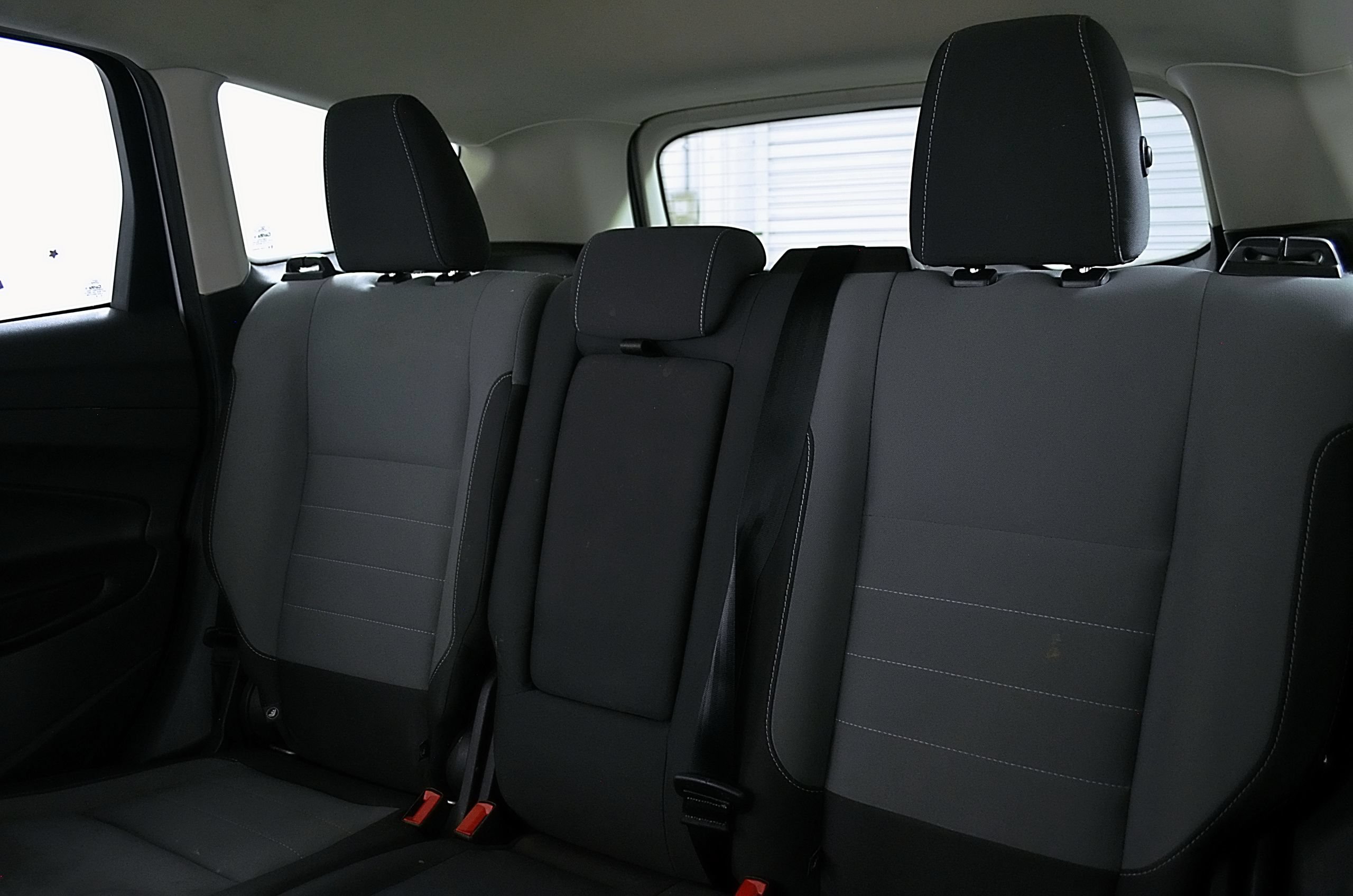 Used 2016 Ford Escape SE w/ Equipment Group 201A FWD image 20