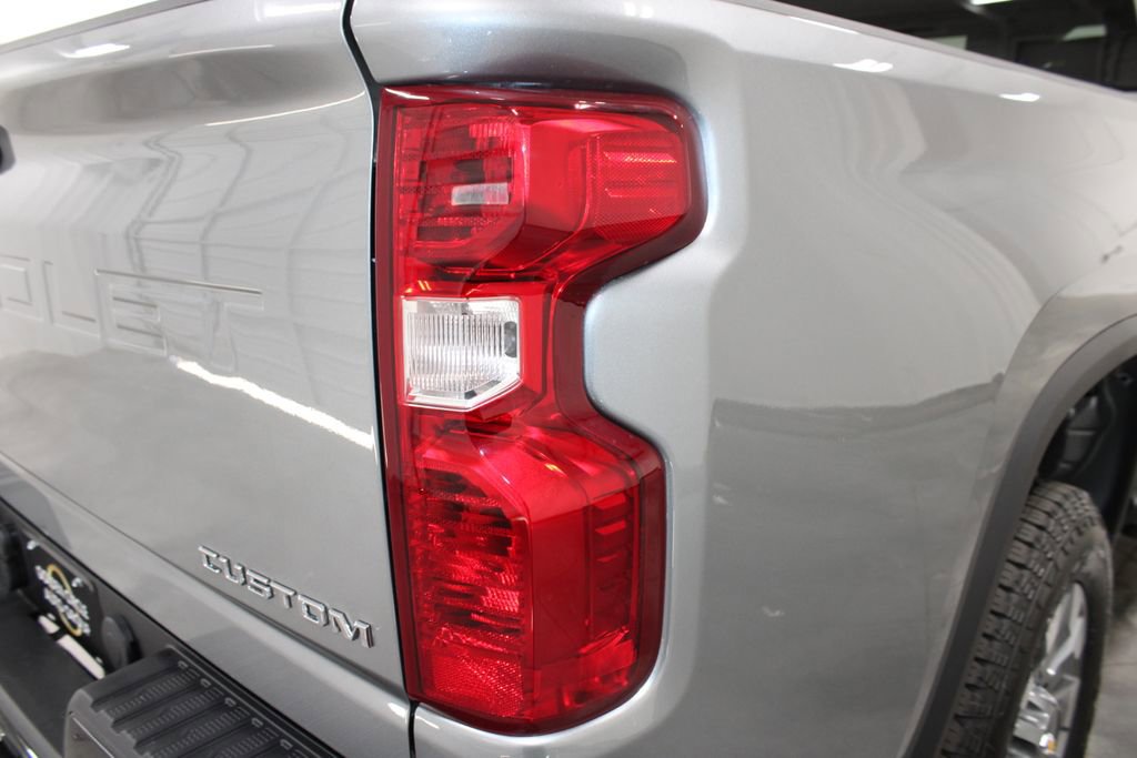 New 2026 Chevrolet Silverado 2500 Custom w/ Custom Value Package image 18