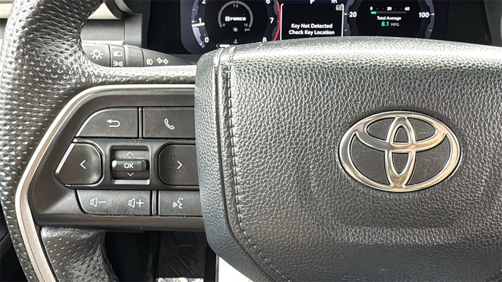 Used 2024 Toyota Tacoma TRD Off-Road image 28