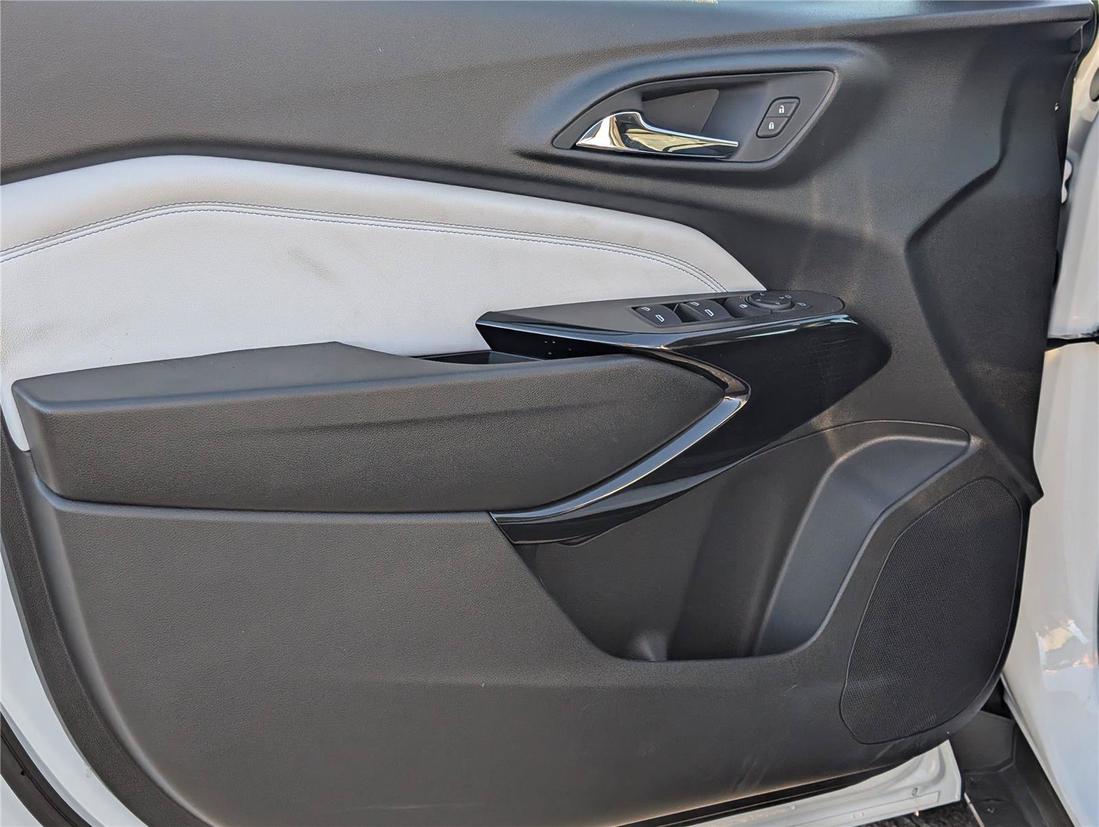 New 2026 Chevrolet Trax LT w/ Driver Confidence Package FWD image 14