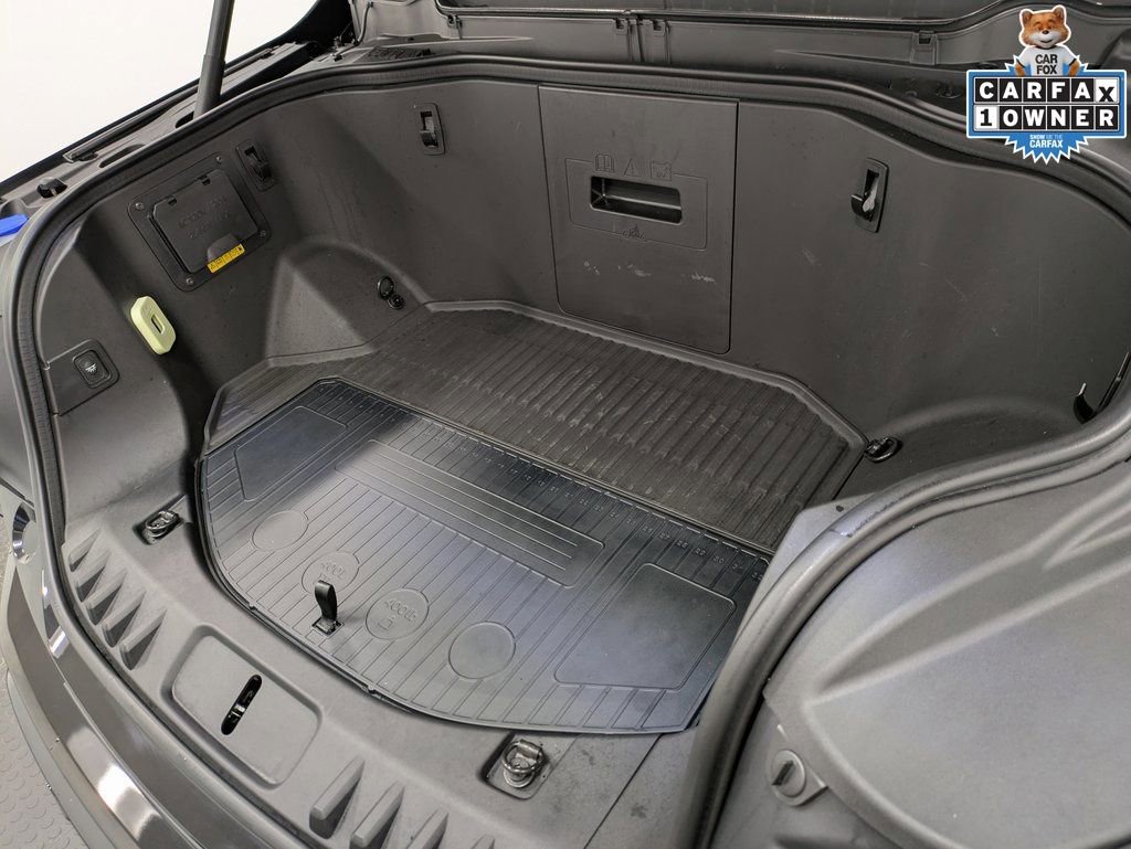 Used 2025 Ford F150 Lightning Platinum image 33