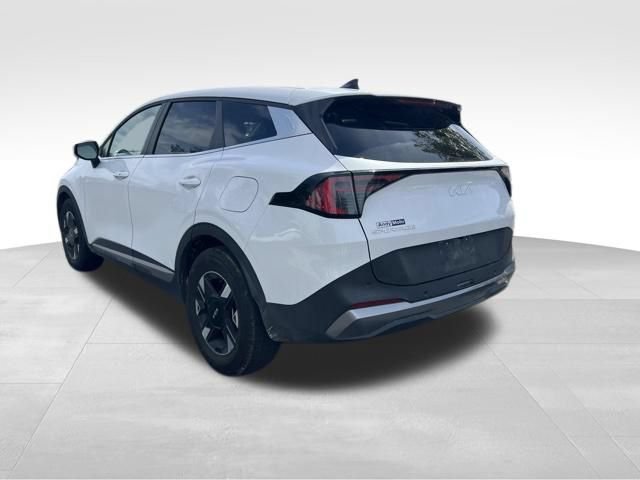 Certified 2026 Kia Sportage LX FWD image 6