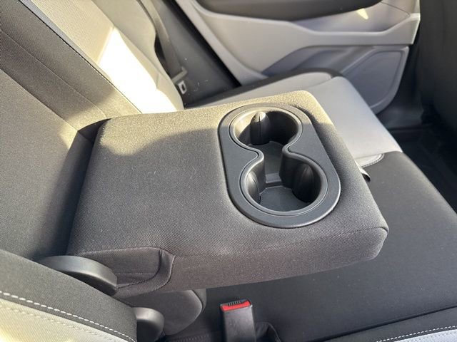 Used 2023 GMC Terrain SLE w/ Driver Convenience Package image 25