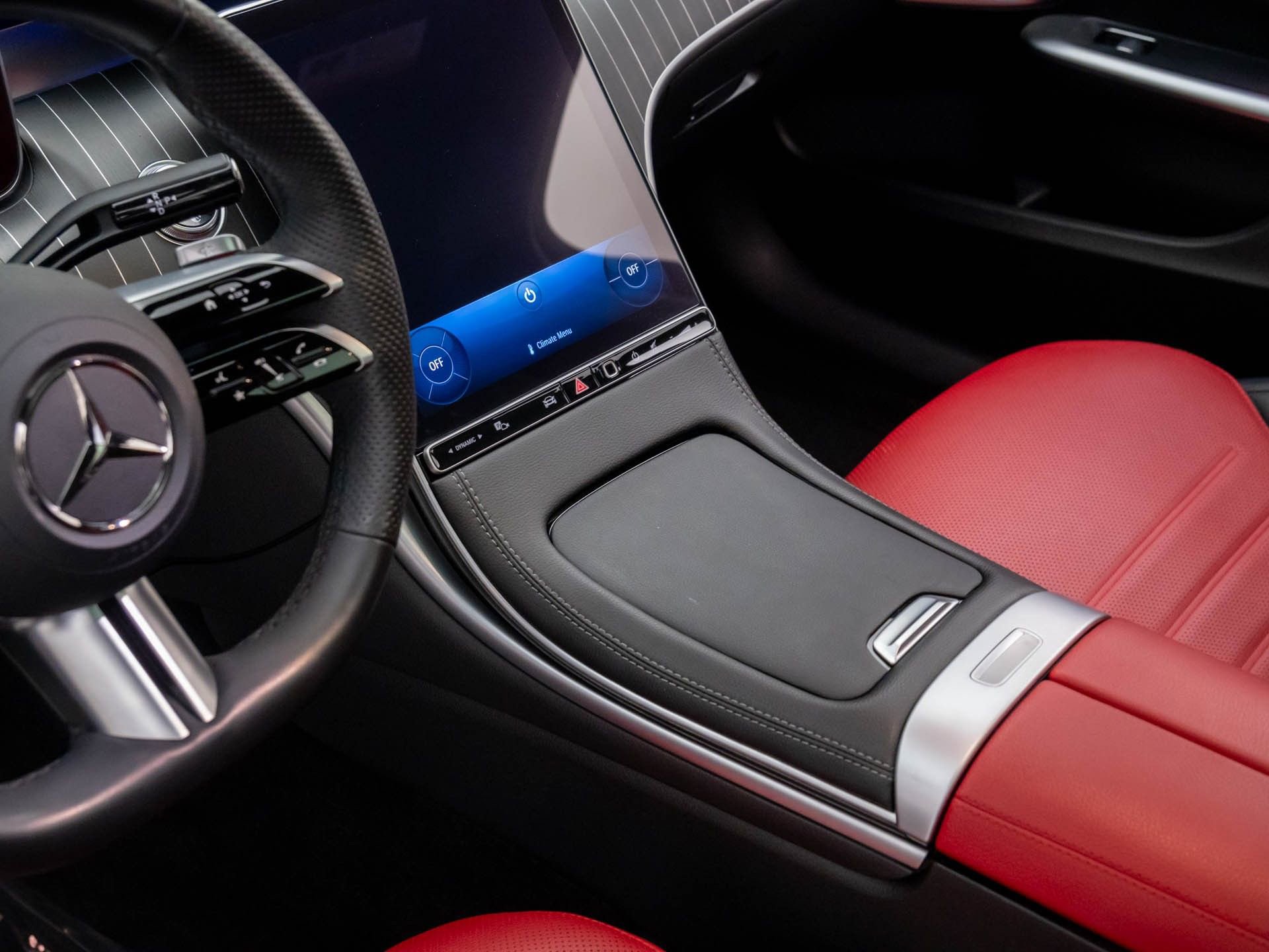 Used 2024 Mercedes-Benz C 300 Sedan image 11