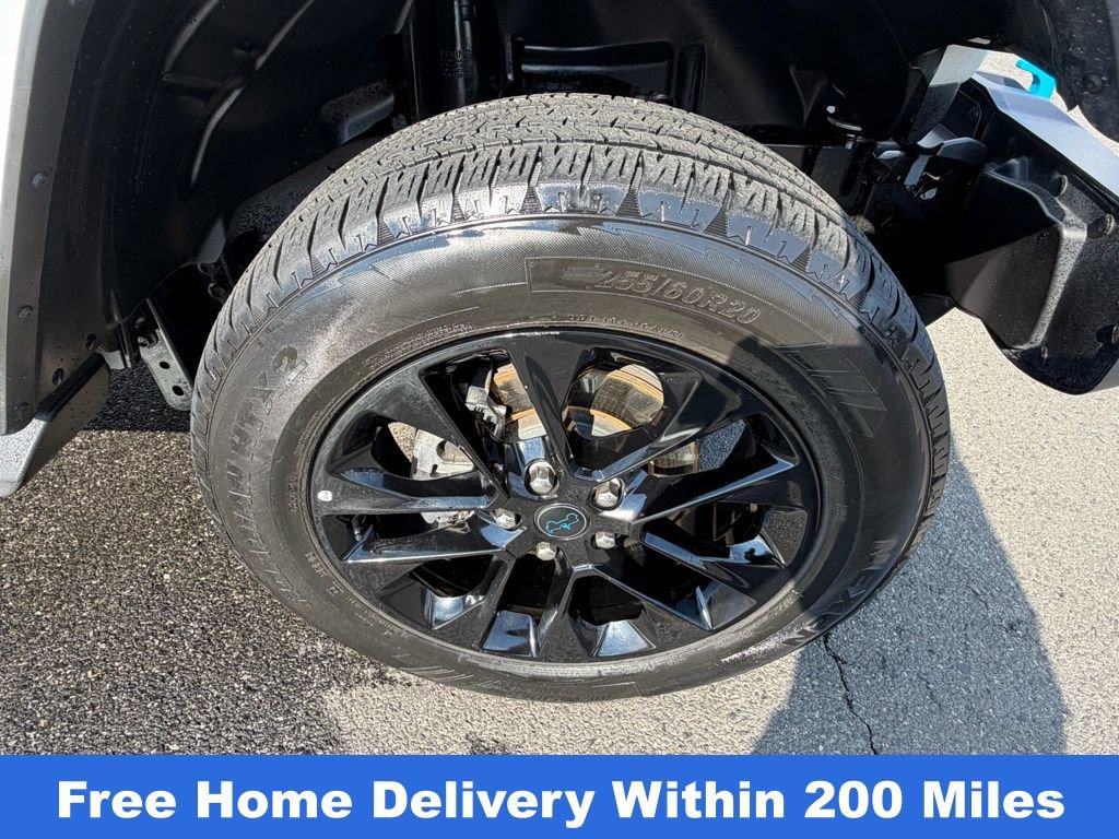 Used 2024 Jeep Wrangler Unlimited Sahara w/ Safety Group image 13