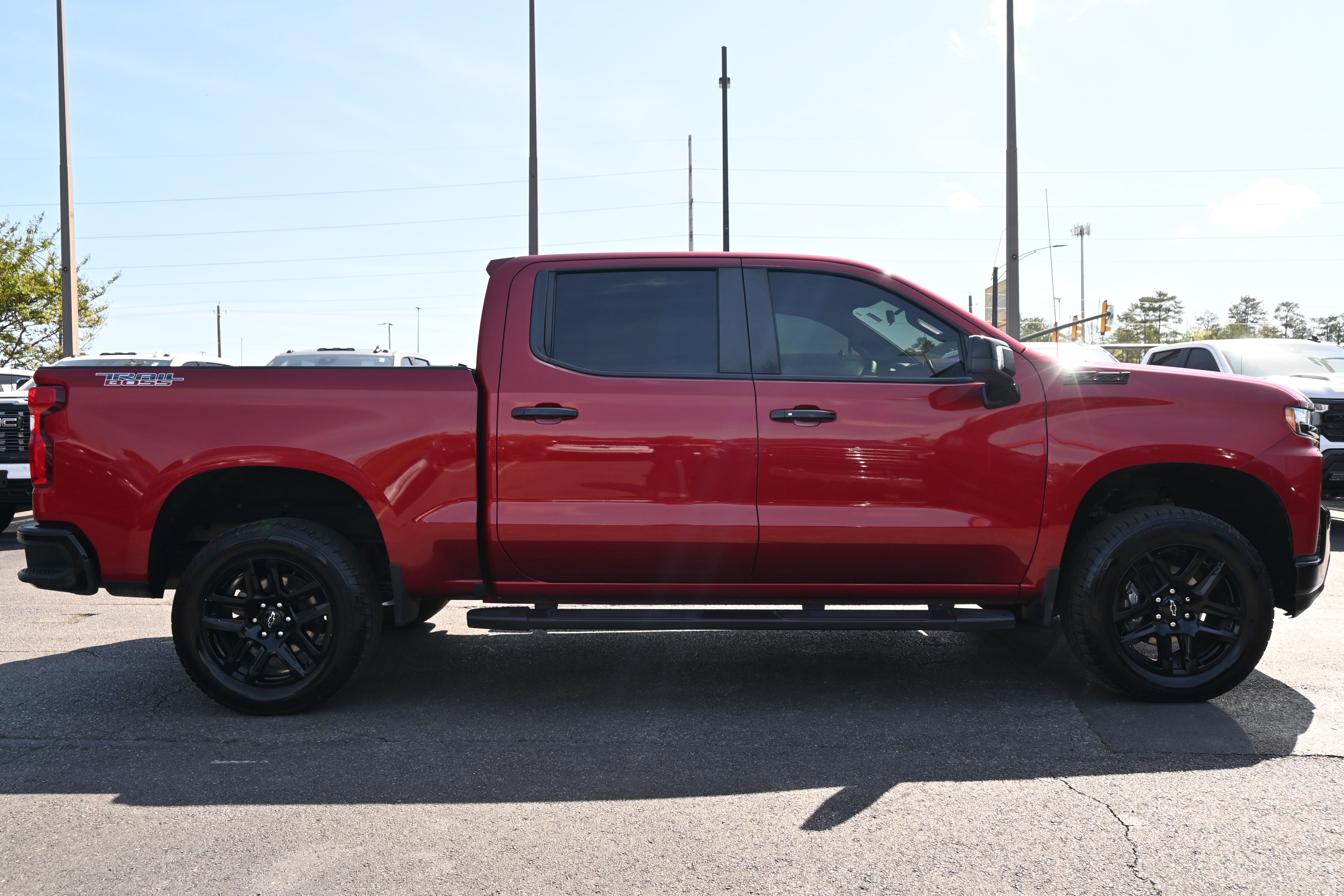 Used 2022 Chevrolet Silverado 1500 LT Trail Boss w/ Safety Package AWD/4WD image 11