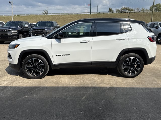 Used 2023 Jeep Compass Limited AWD/4WD image 8