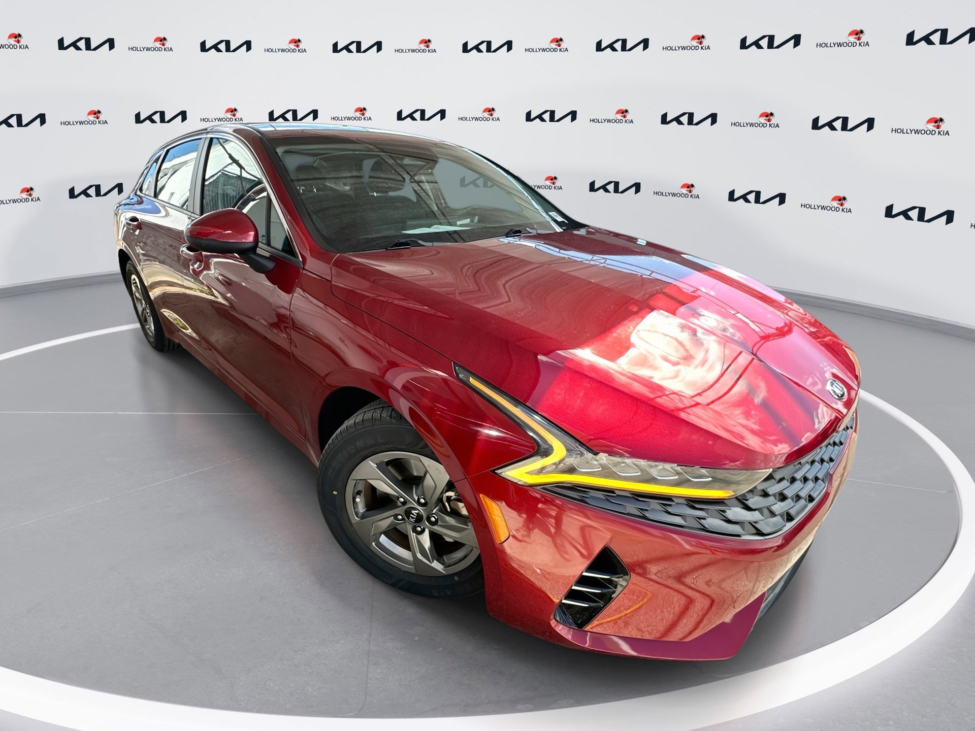 Used 2021 Kia K5 LXS image 1