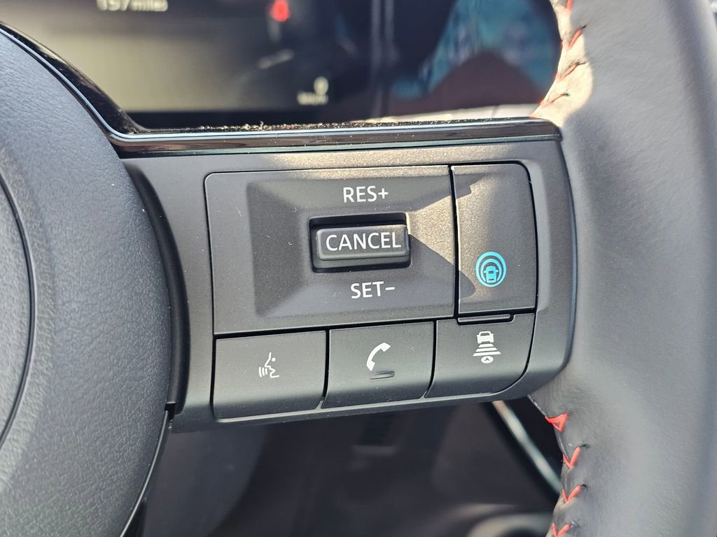 New 2026 Nissan Kicks SR w/ Cold Weather Package image 31