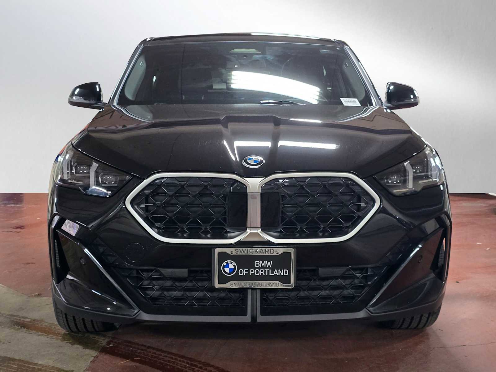 Used 2025 BMW X2 xDrive28i w/ Technology Package image 8