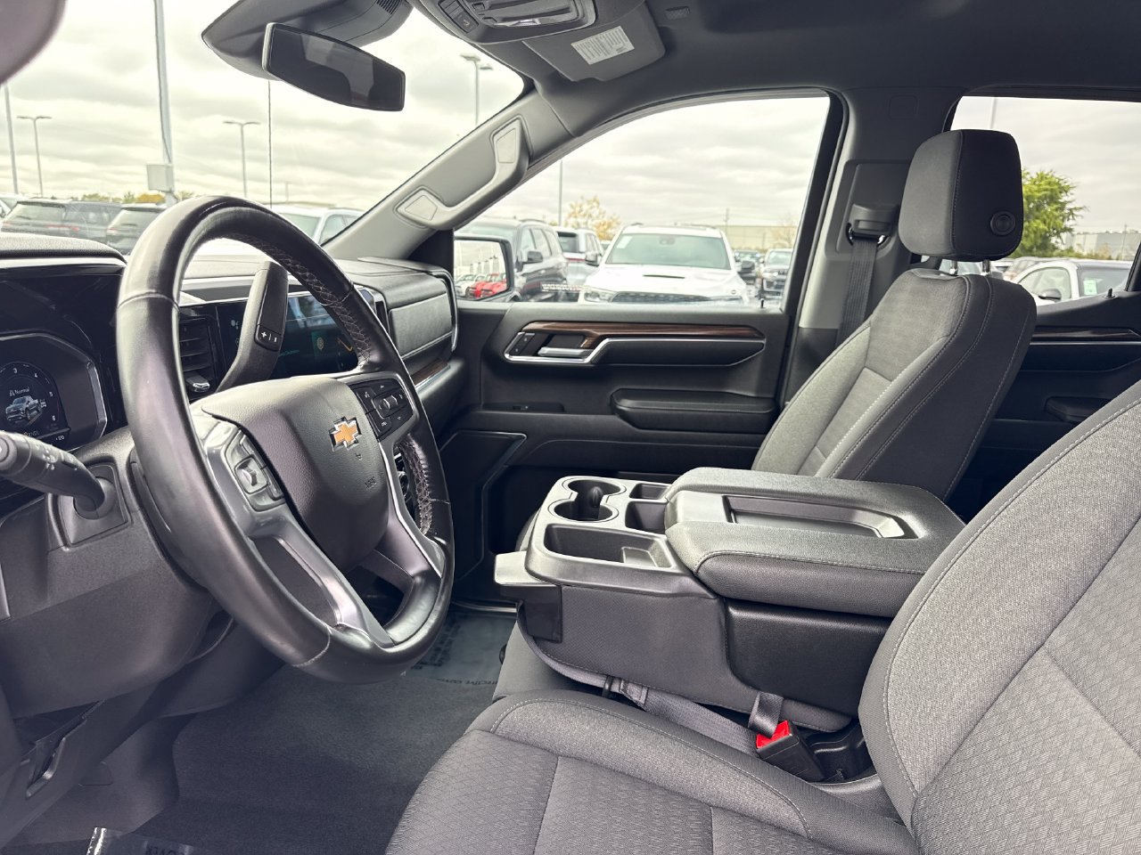 Used 2023 Chevrolet Silverado 1500 LT w/ Protection Package AWD/4WD image 13