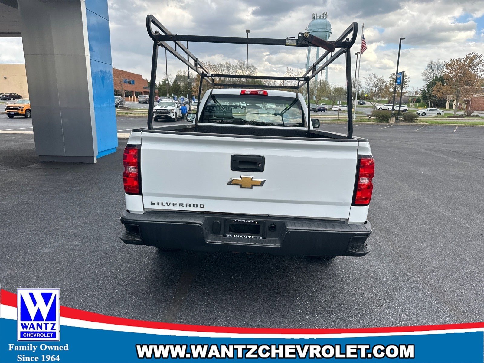 Used 2017 Chevrolet Silverado 1500 W/T RWD image 7