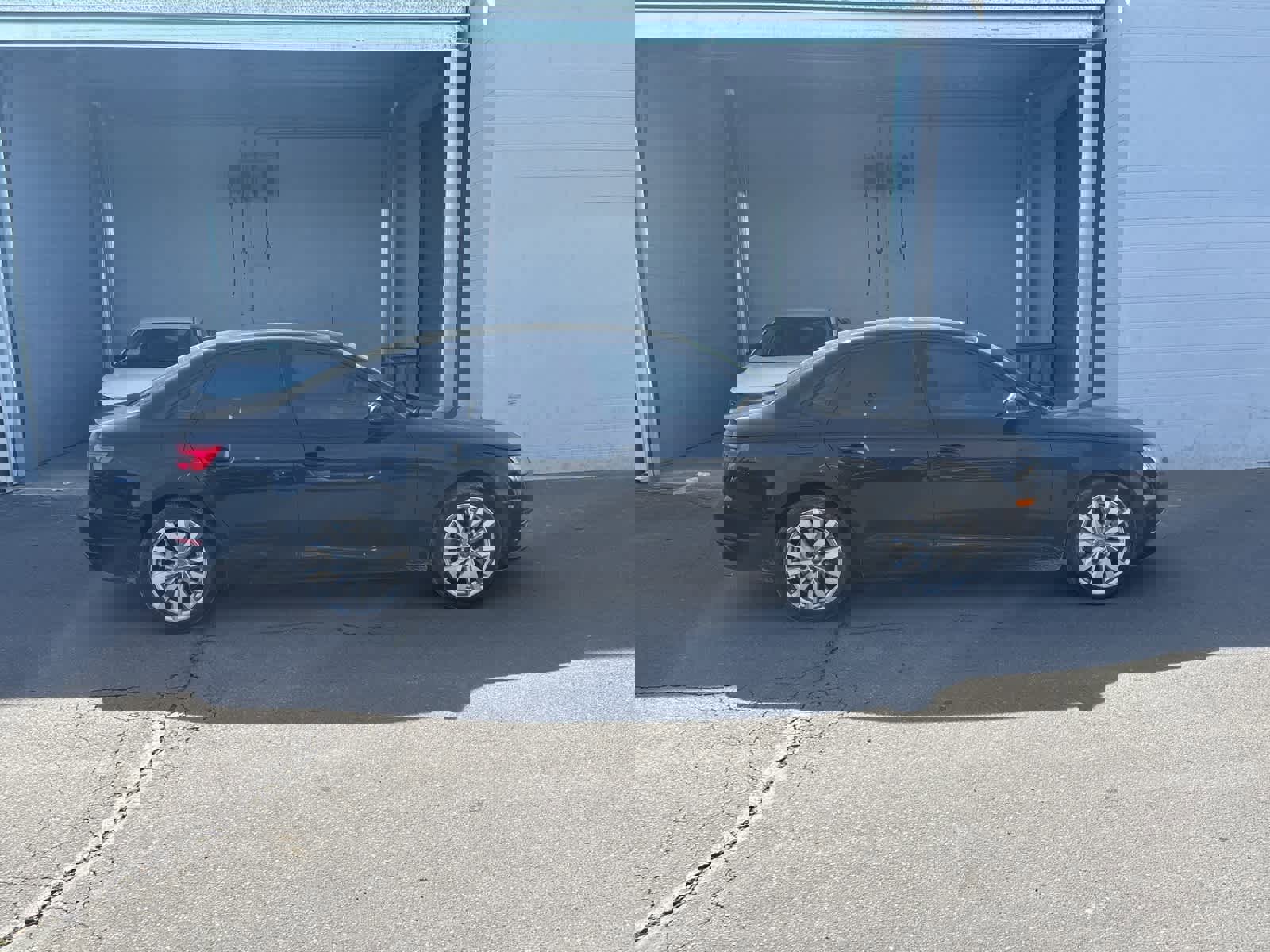 Used 2017 Audi A4 2.0T Premium w/ Convenience Package image 8