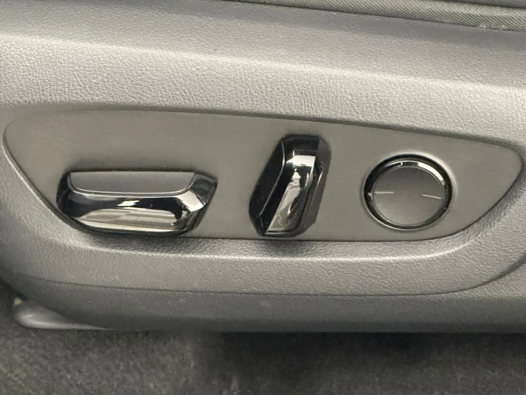 Used 2023 Lexus RX 500h F Sport w/ Accessory Package (K3) image 41