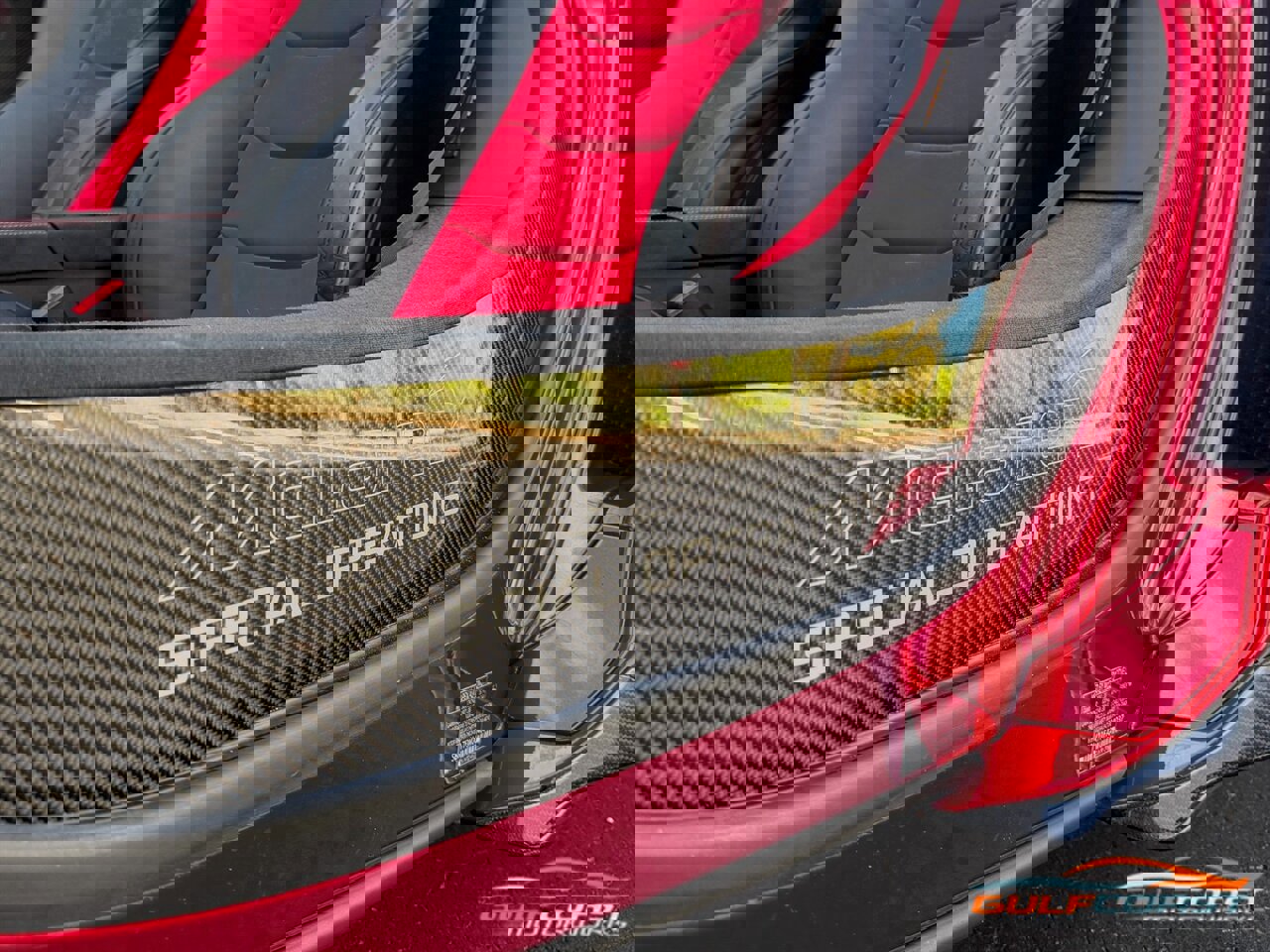 Used 2015 McLaren 650S Spider image 26