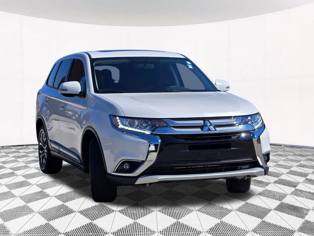 Used 2018 Mitsubishi Outlander SE FWD image 6
