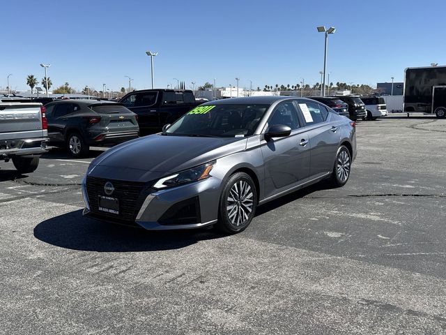 Used 2023 Nissan Altima 2.5 SV image 39