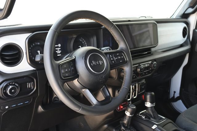 Used 2024 Jeep Wrangler Willys image 22