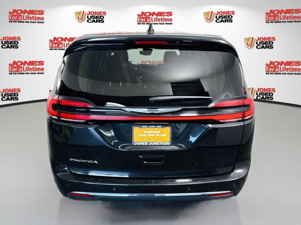 Used 2024 Chrysler Pacifica Touring-L FWD image 15
