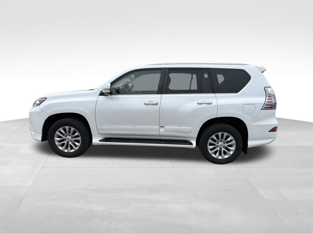 Used 2015 Lexus GX 460 w/ Premium Package image 12