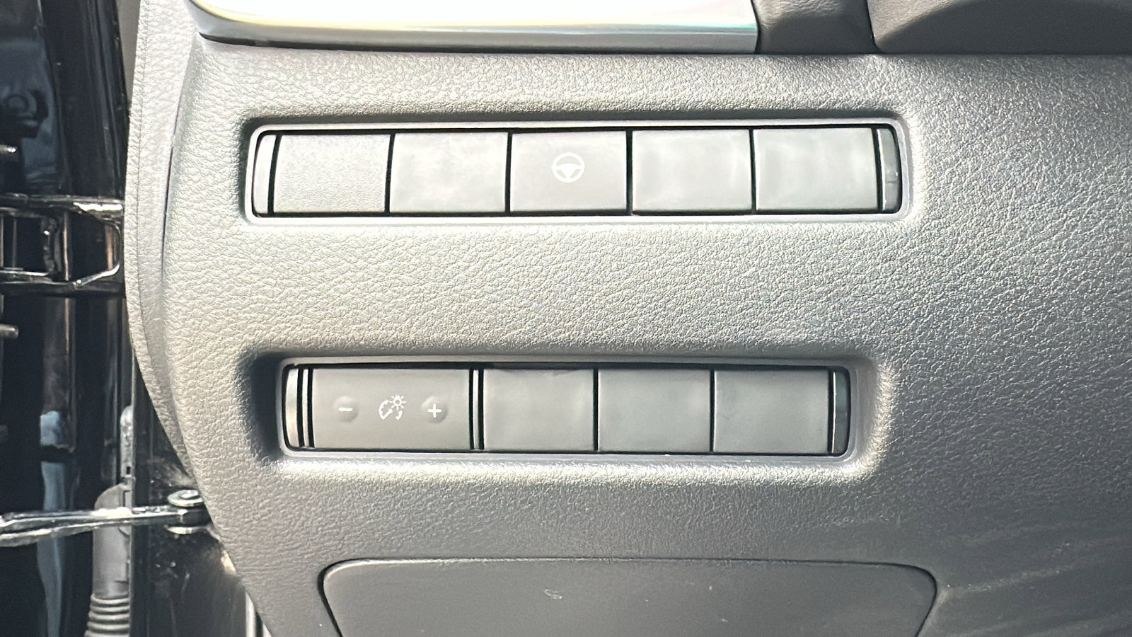 Certified 2022 Nissan Rogue SV image 13