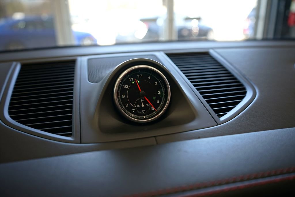 Used 2015 Porsche Macan S w/ Premium Package Plus image 37