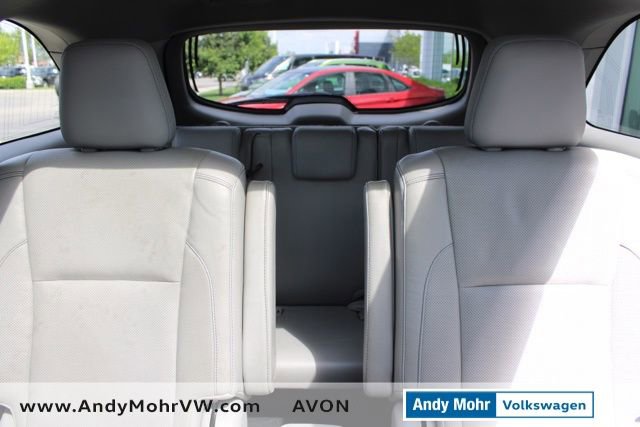 Used 2014 Toyota Highlander Limited Platinum FWD image 31