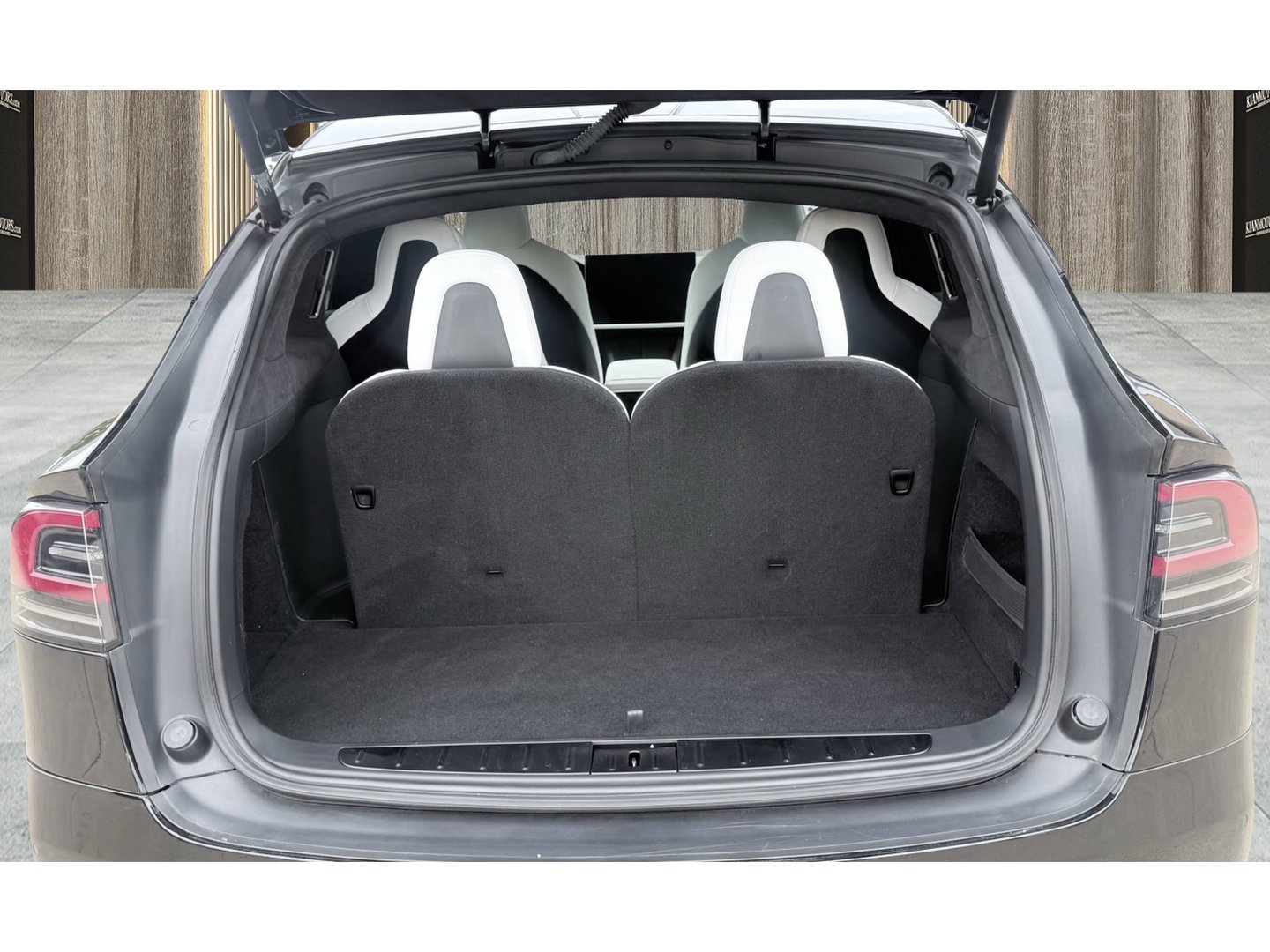 Used 2022 Tesla Model X Plaid AWD/4WD image 13