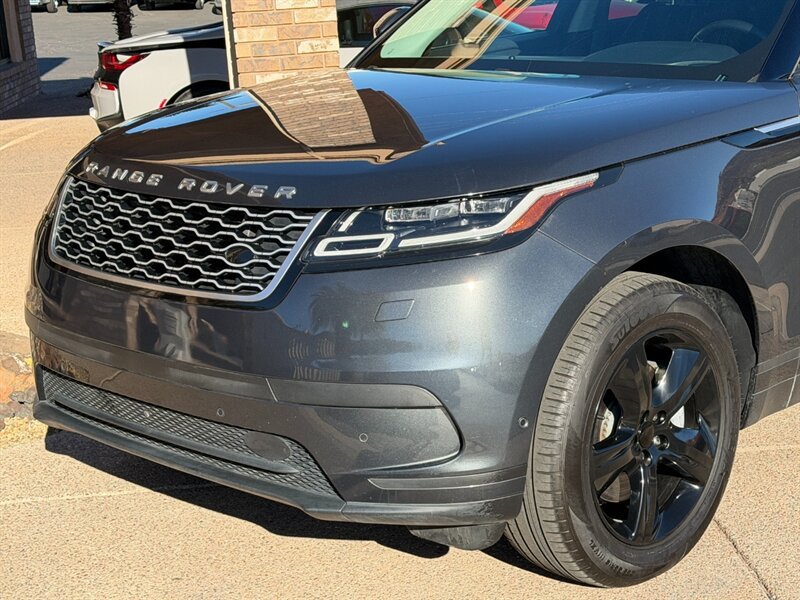 Used 2021 Land Rover Range Rover Velar S AWD/4WD image 12