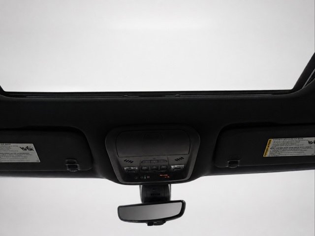 Certified 2023 Buick Enclave Essence w/ Experience Buick Package AWD/4WD image 21