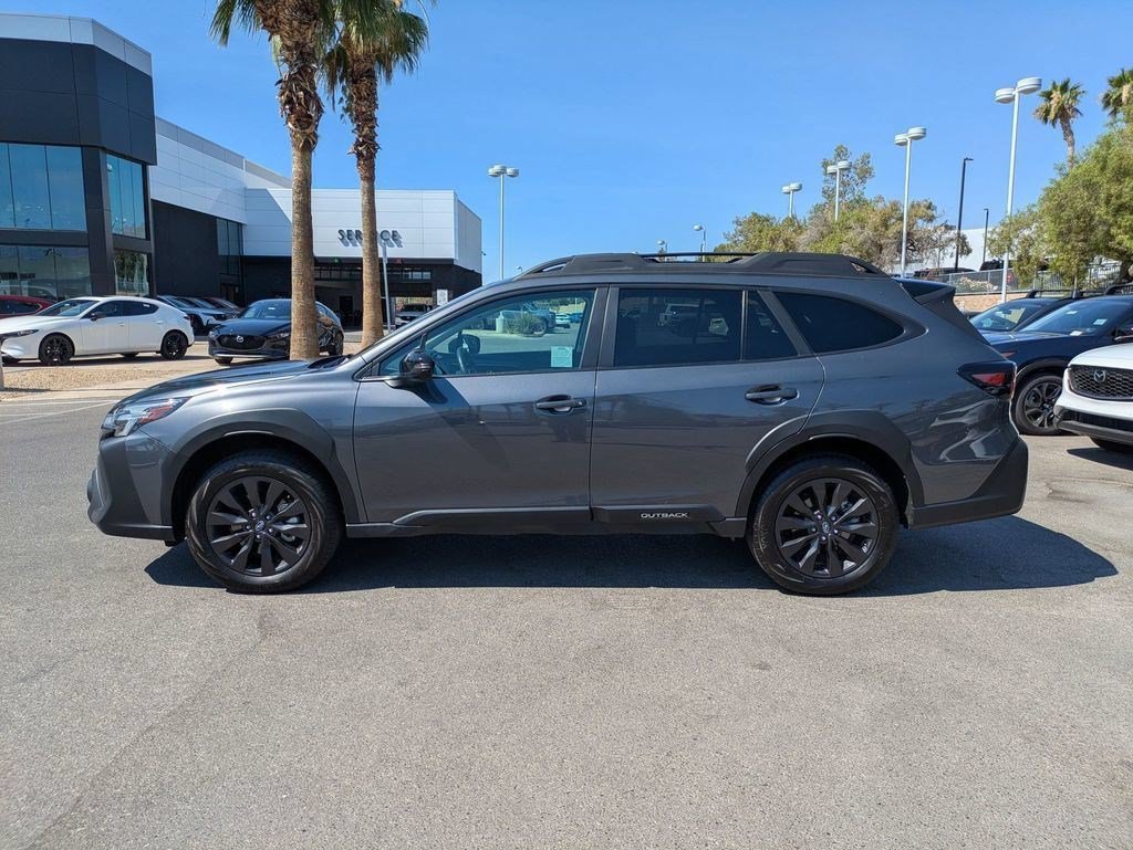 Used 2025 Subaru Outback Onyx Edition AWD/4WD image 3