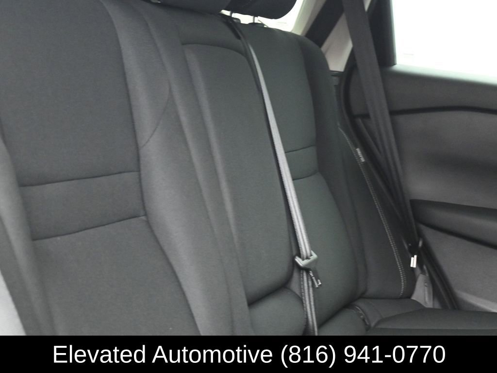 Used 2025 Nissan Rogue S image 10