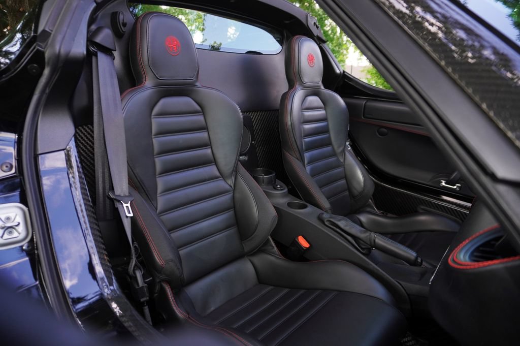 Used 2019 Alfa Romeo 4C Spider RWD image 38