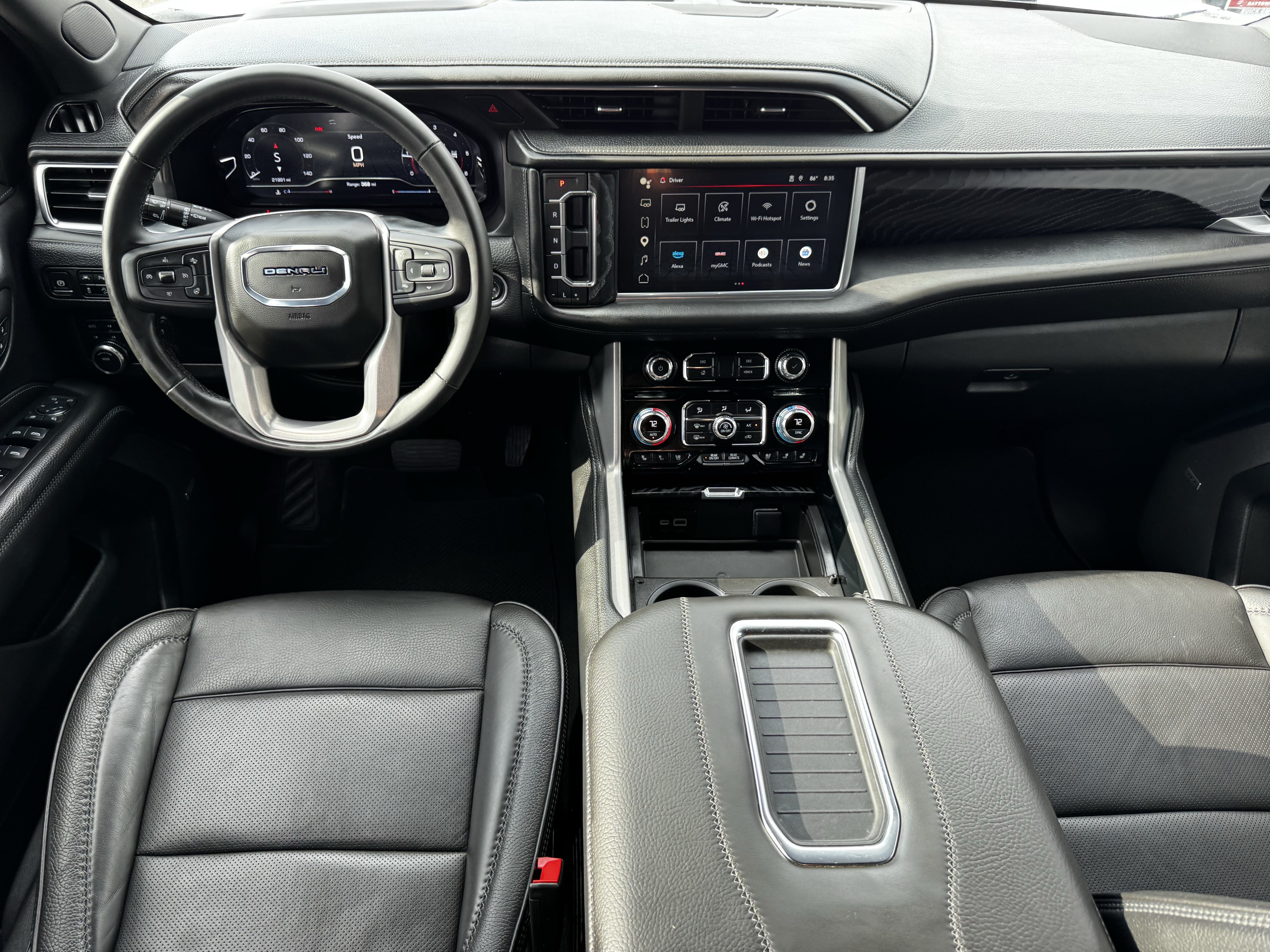 Used 2024 GMC Yukon XL Denali AWD/4WD image 13