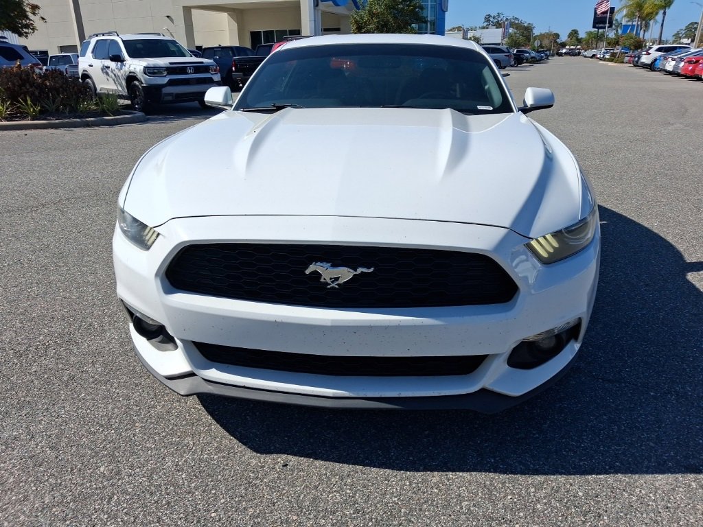 Used 2017 Ford Mustang Coupe image 2