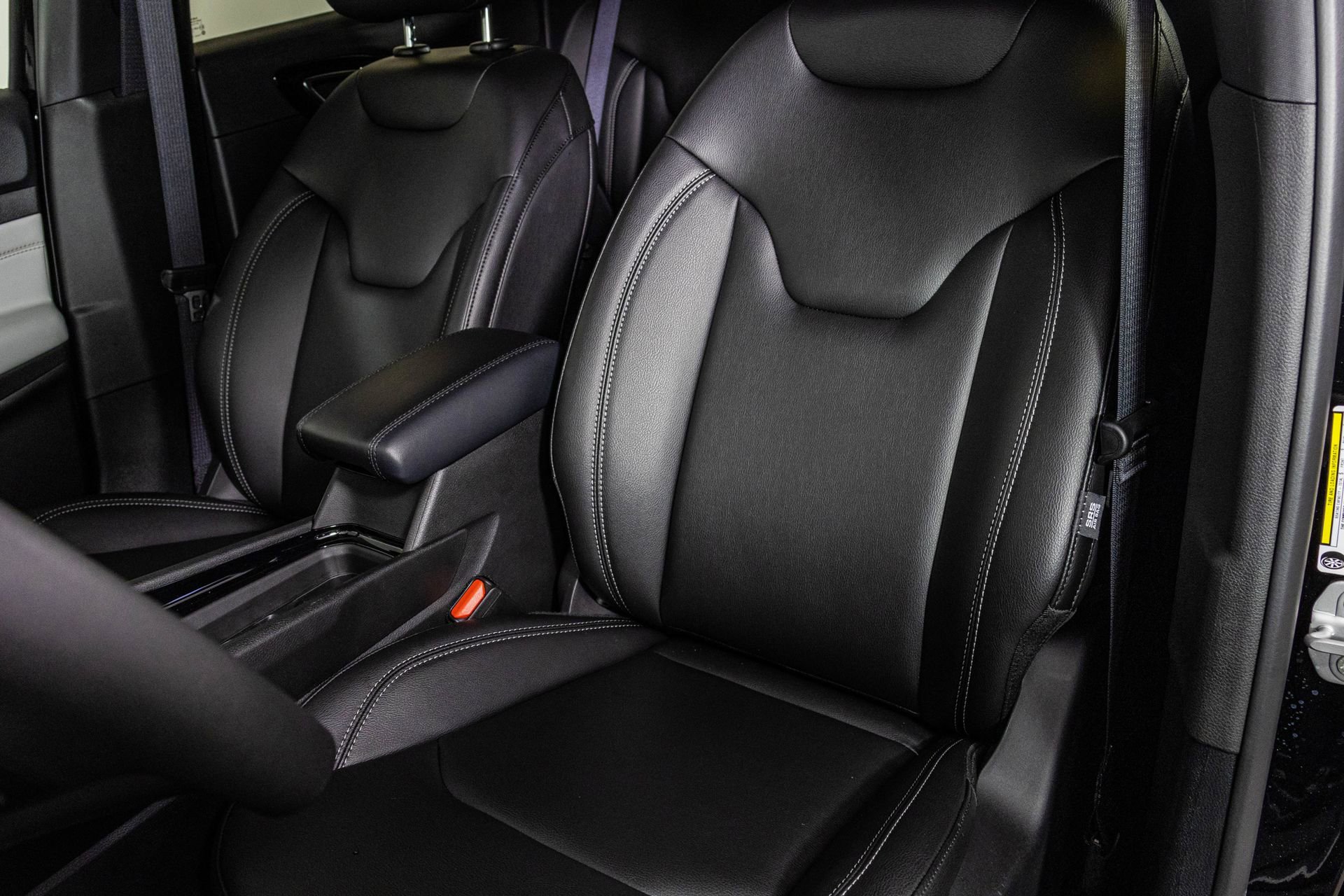 New 2026 Jeep Compass Limited image 16