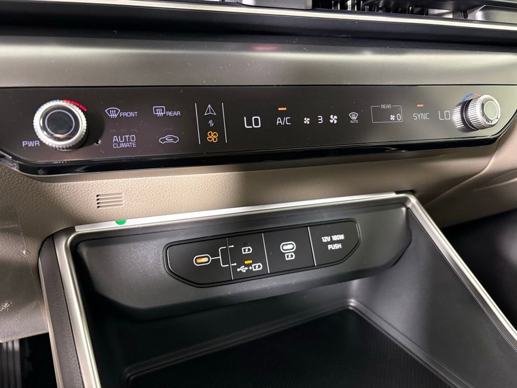 New 2026 Kia Carnival image 32