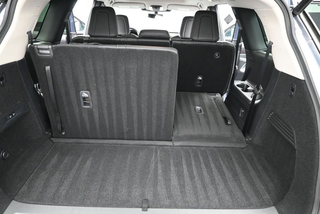Used 2025 INFINITI QX60 Sensory w/ Vision Package AWD/4WD image 12