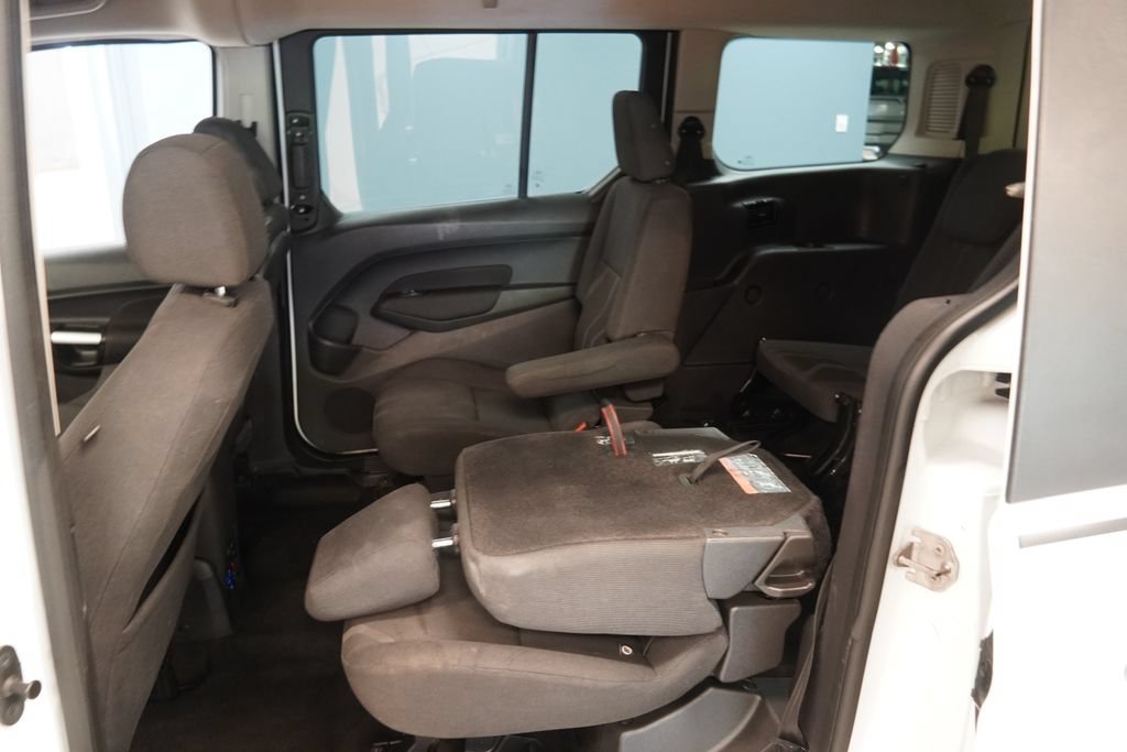 Used 2016 Ford Transit Connect XLT FWD image 19