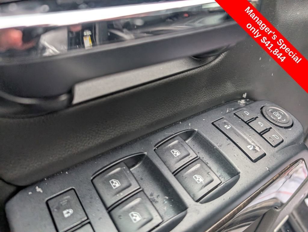 Used 2016 GMC Sierra 2500 Denali w/ Duramax Plus Package image 17