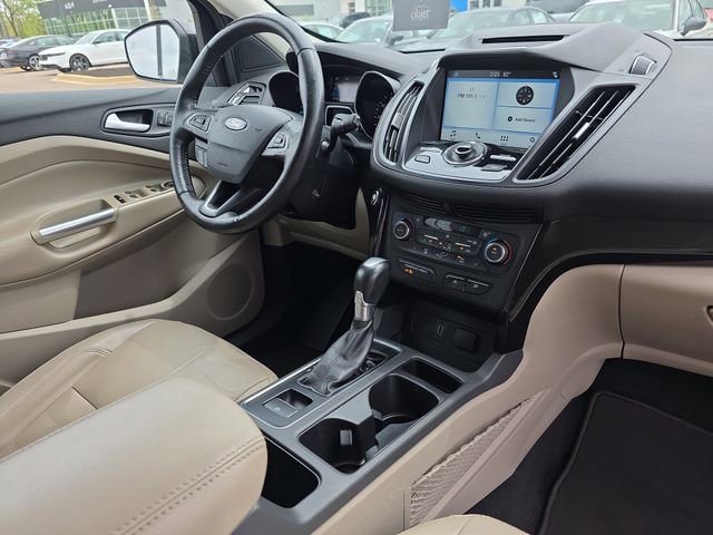 Used 2017 Ford Escape Titanium image 16