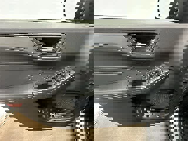 Used 2023 Ford Escape Active image 16