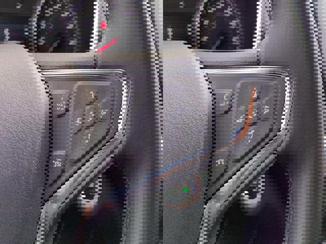 Used 2023 Chevrolet Equinox LT image 24