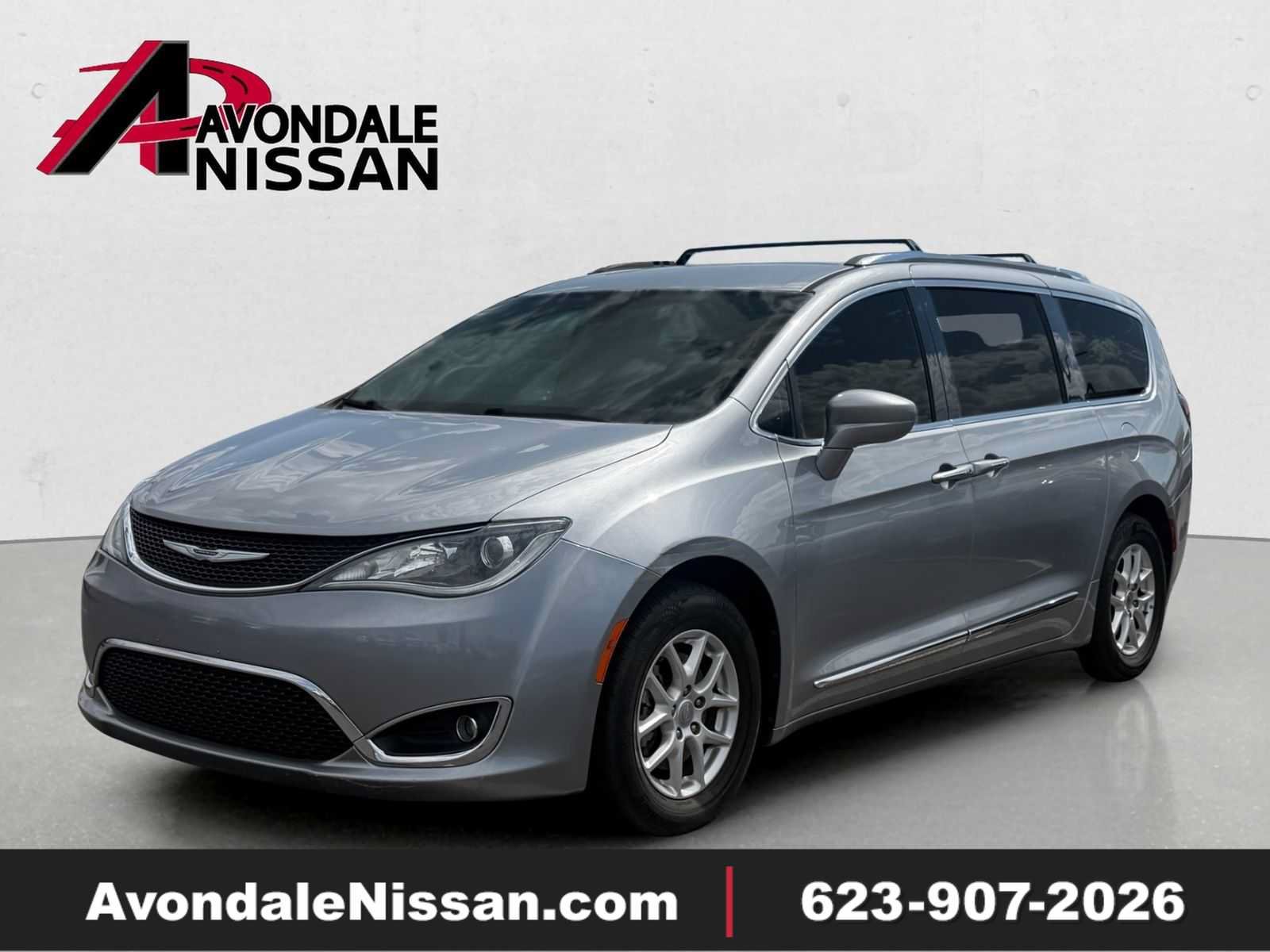 Used 2020 Chrysler Pacifica Touring-L FWD image 1