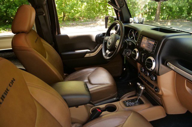 Used 2014 Jeep Wrangler Rubicon w/ Power Convenience Group AWD/4WD image 33