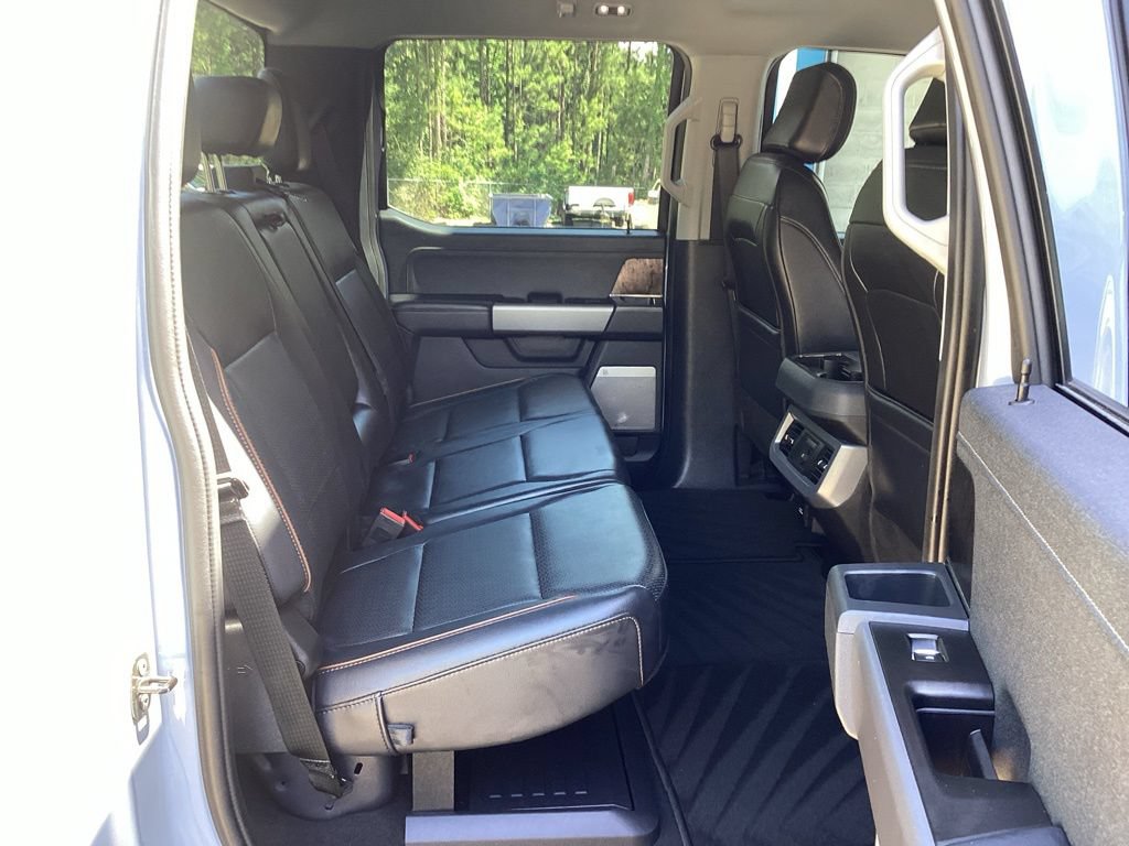 Used 2025 Ford F250 Lariat w/ Black Appearance Package AWD/4WD image 41