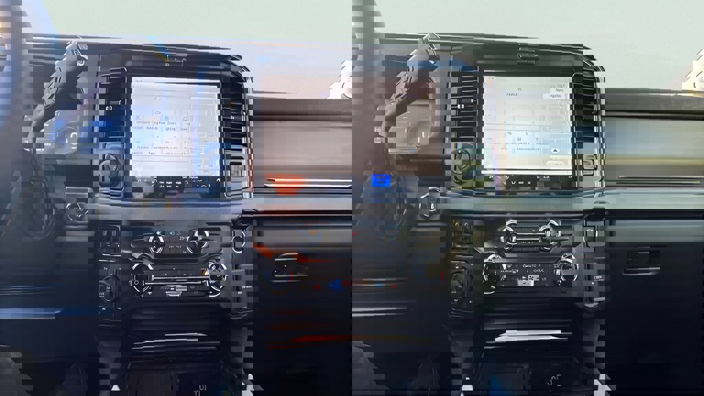 New 2026 Ford F250 Platinum image 17