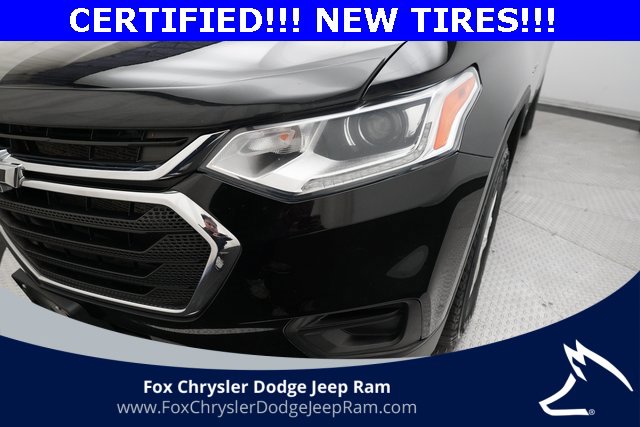 Used 2021 Chevrolet Traverse LS image 22